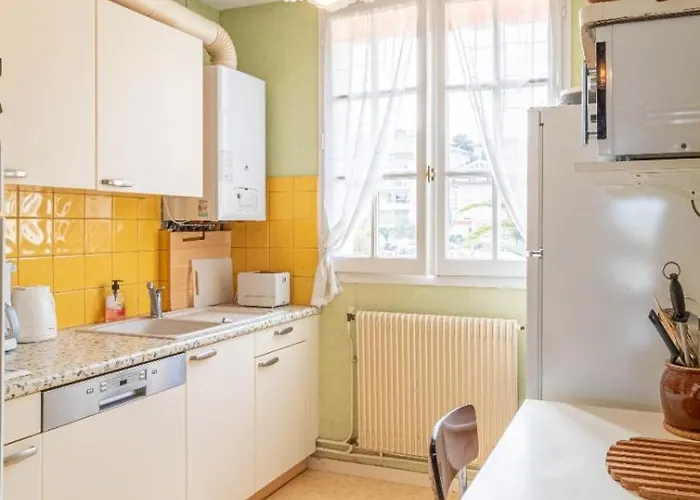 شقة Grand T2 En 1ere Ligne Vue Sur Le Petit Port *