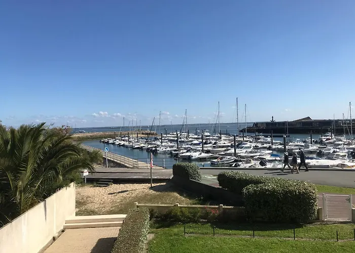 Grand T2 En 1ere Ligne Vue Sur Le Petit Port شقة *