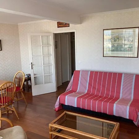 Grand T2 En 1ere Ligne Vue Sur Le Petit Port 公寓 *